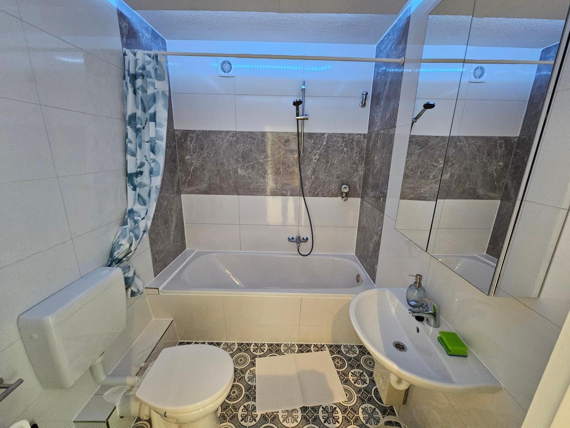 Duisburg Zentral Nord Apartment Екстериор снимка